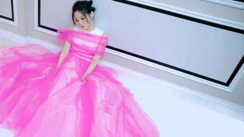 给芭比做网红裙子教程,打造时尚潮流的专属服饰