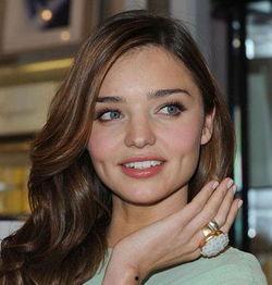 小酒窝 明星,闪耀舞台的青春偶像