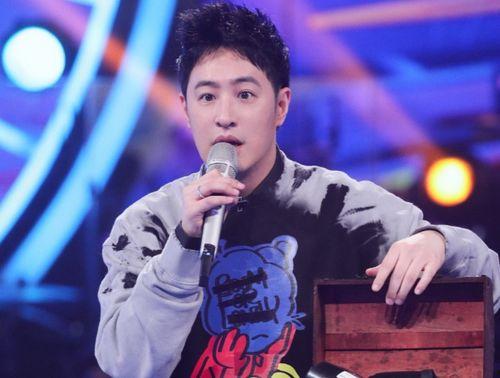 爆料娱乐圈男,揭秘明星背后的真实生活