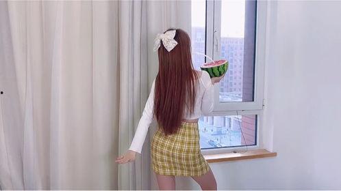 美女吃的瓜多好,美女吃瓜多，品味人生百态