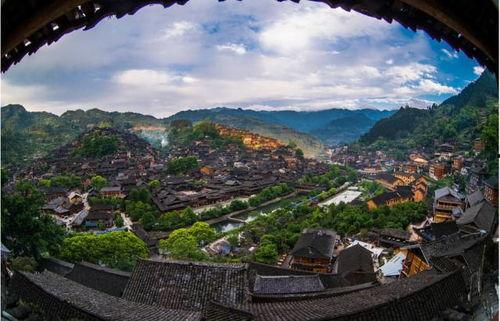 千户苗寨网红老奶奶,揭秘苗族文化的魅力使者