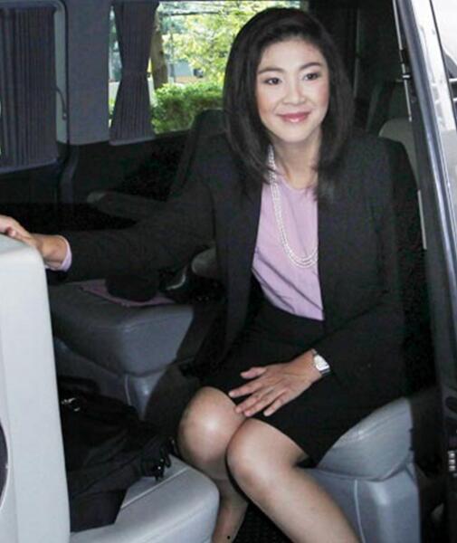 变身美女英明星,揭秘明星蜕变之路