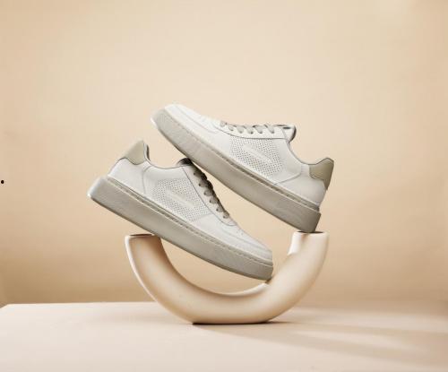 明星同款鞋品牌,时尚潮流的必备单品